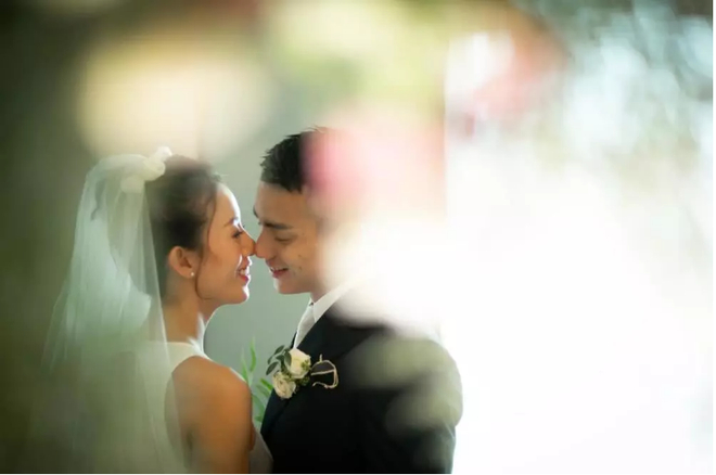 Nữ diễn vi&ecirc;n t&aacute;i h&ocirc;n với nh&acirc;n vi&ecirc;n bảo b&aacute;n hiểm lương gần 9 tỷ/năm, gara nh&agrave; đậu to&agrave;n Porsche - Lamborghini- Ảnh 3.