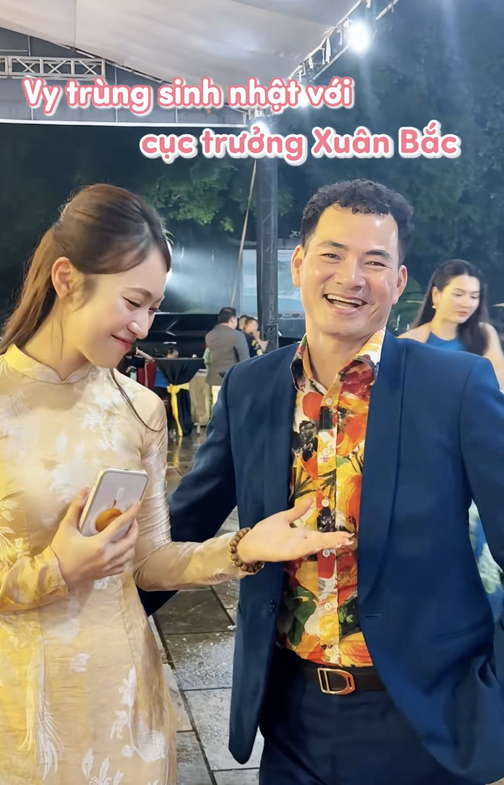 Mối li&ecirc;n hệ giữa MC Kh&aacute;nh Vy v&agrave; Cục trưởng Xu&acirc;n Bắc- Ảnh 1.