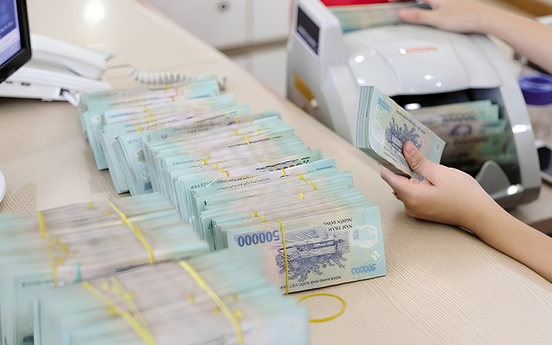 Lời khuy&ecirc;n cho người đang chọn kỳ hạn tiết kiệm- Ảnh 1.