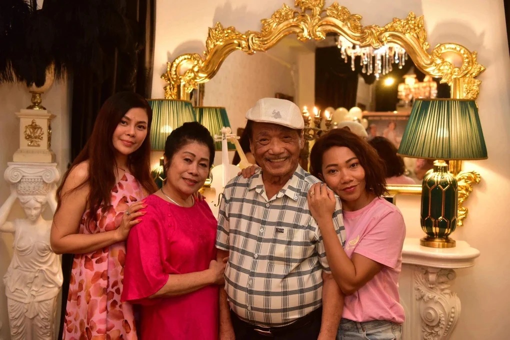 NSND 3 lần đỗ thủ khoa, giọng h&aacute;t độc bản x&aacute;c lập kỷ lục Việt Nam, tr&ecirc;n giường bệnh vẫn cống hiến  - Ảnh 4.
