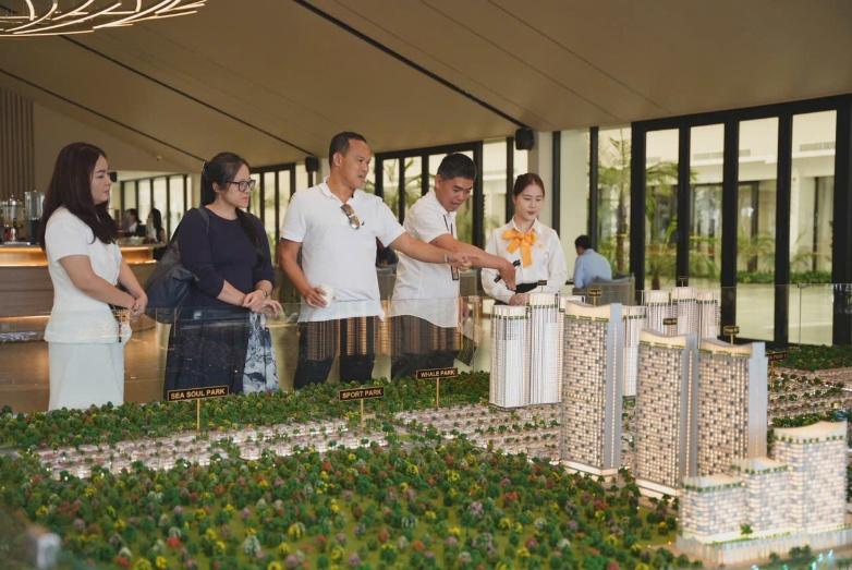 Biệt thự 25 tỷ đồng vừa c&oacute; chủ, NCB tiếp tục tung qu&agrave; tặng 17 căn hộ cho kh&aacute;ch h&agrave;ng gửi tiết kiệm trong th&aacute;ng 10 - Ảnh 2.