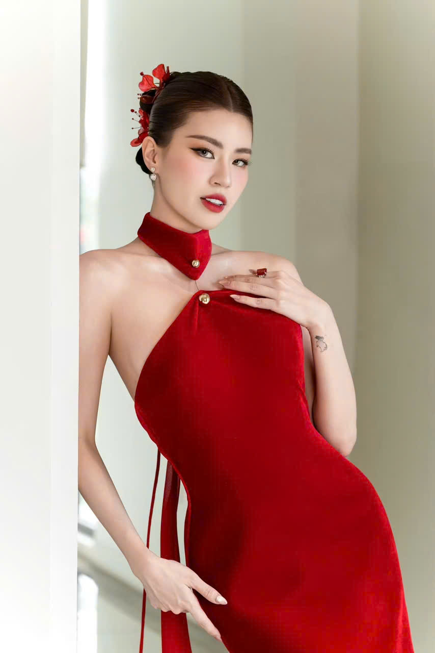 Thu nhập của &Aacute; hậu Miss Universe đ&oacute;ng phim trăm tỷ, c&oacute; b&agrave;i h&aacute;t nổi tiếng to&agrave;n cầu- Ảnh 10.