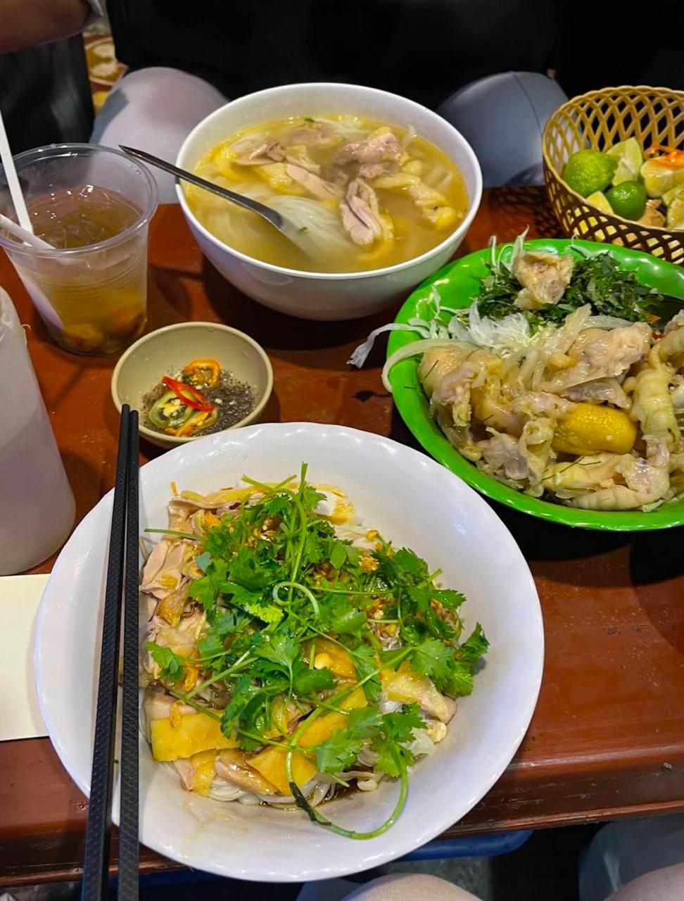 Gallery - Nghệ thuật Comfort Food: Tại sao khi cô đơn, chúng ta lại thèm một bát phở nóng? - image 8