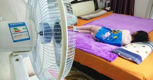 Đừng t&ugrave;y tiện bố tr&iacute; ph&ograve;ng ngủ cho trẻ nhỏ! 4 loại đồ vật n&agrave;y d&ugrave; đẹp đến đ&acirc;u cũng sẽ &acirc;m thầm g&acirc;y hại cho con- Ảnh 1.
