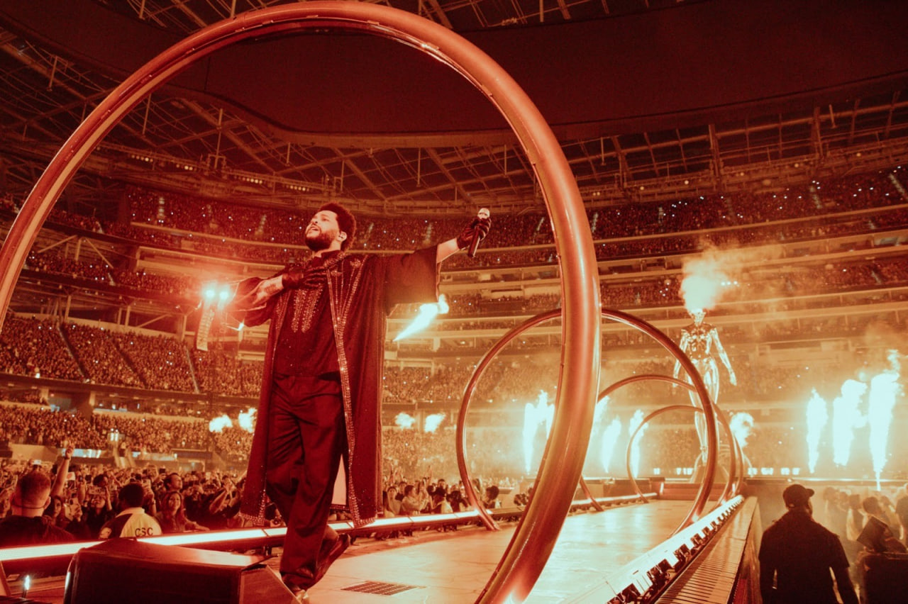The Weeknd v&agrave; đại tiệc &aacute;nh s&aacute;ng k&igrave; ảo của The After Hours til Dawn Tour: L&yacute; do &ldquo;một nửa Việt Nam&rdquo; c&oacute; mặt tại Singapore 2 ng&agrave;y cuối tuần- Ảnh 10.