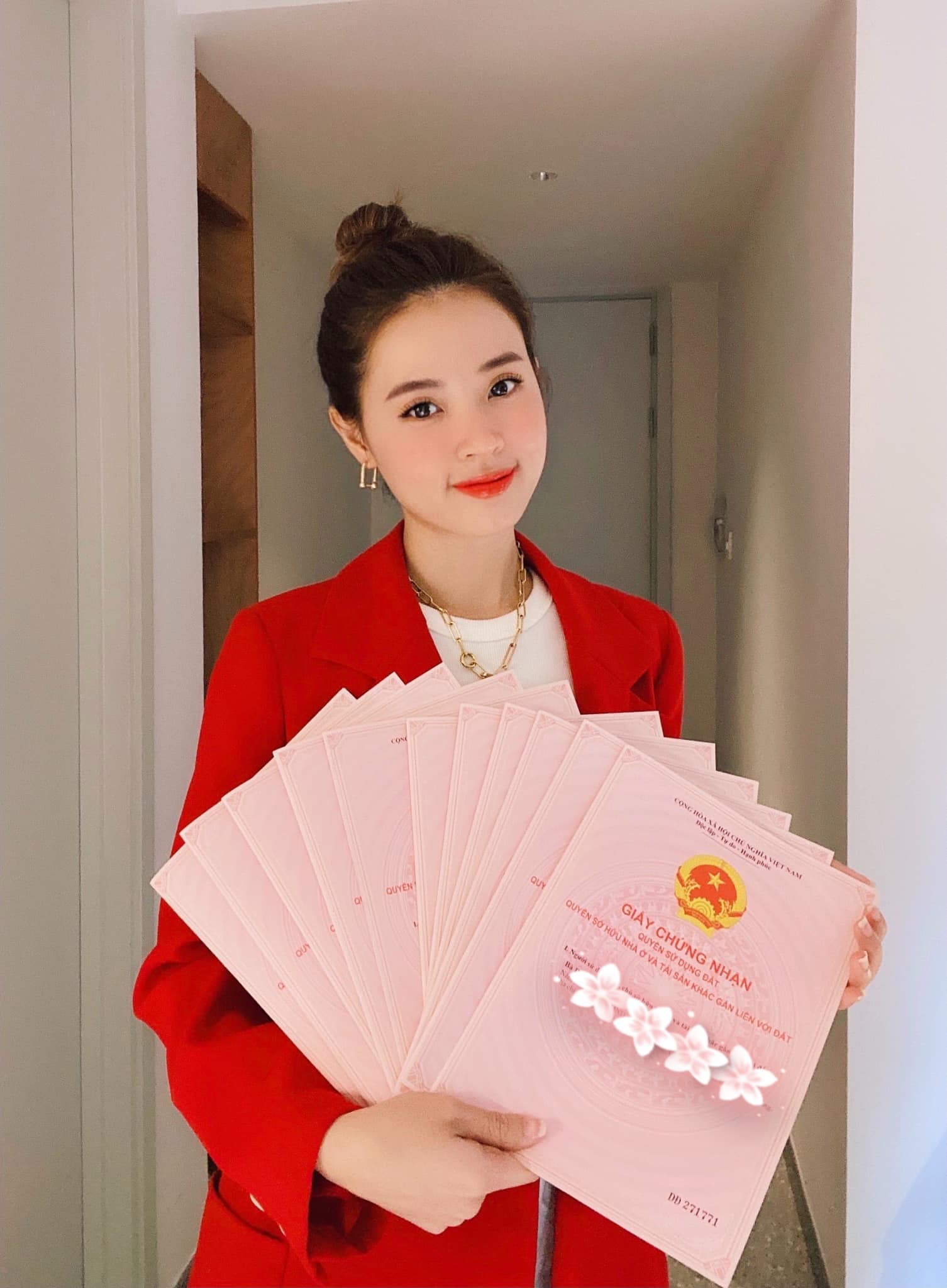 C&ocirc; chủ shop quần &aacute;o giờ l&agrave;m con d&acirc;u tập đo&agrave;n nhựa nổi tiếng TP.HCM, chồng đẹp như t&agrave;i tử- Ảnh 4.