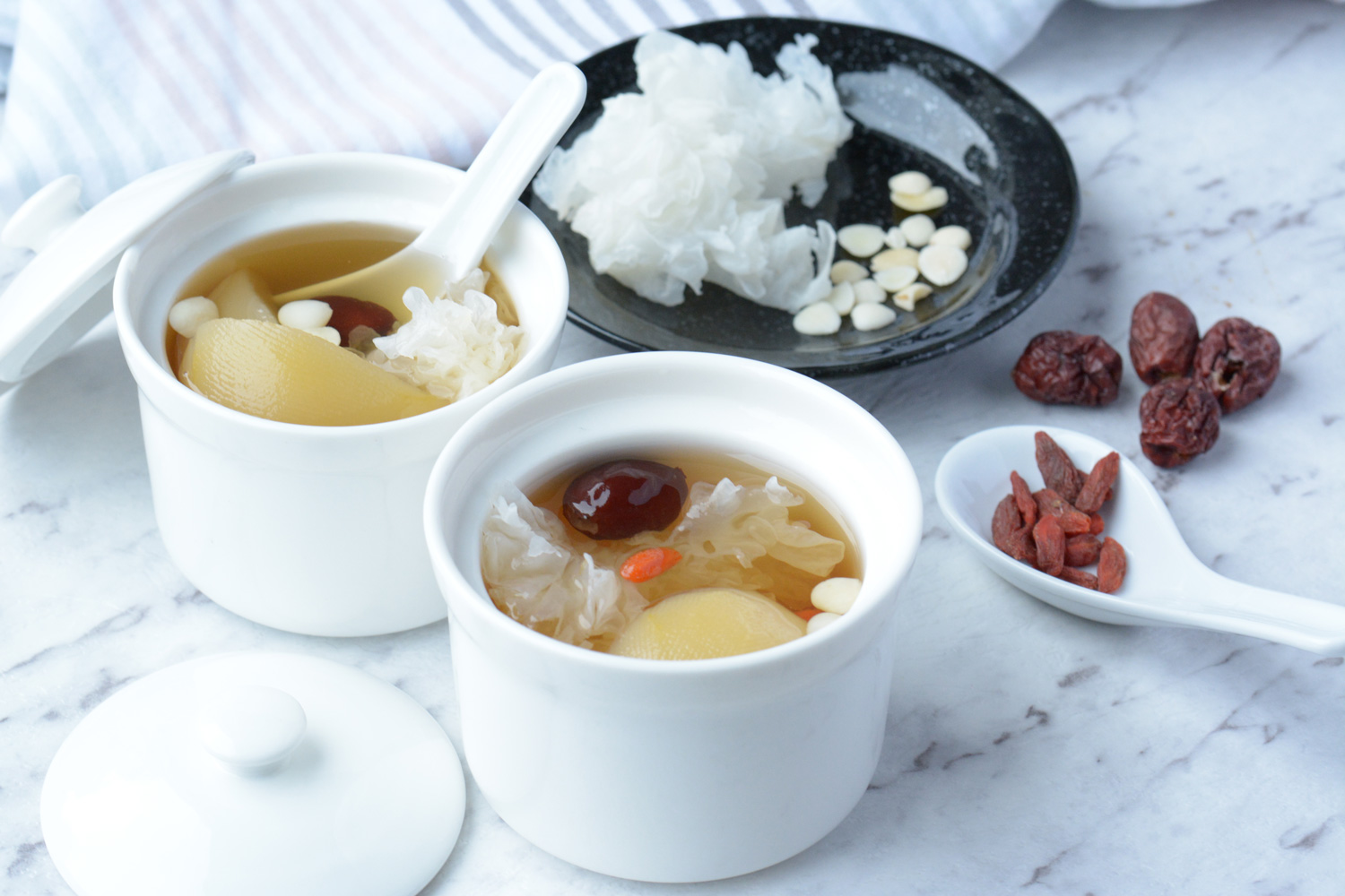 M&ugrave;a thu đ&ocirc;ng c&oacute; 5 thực phẩm m&agrave;u trắng: Gi&agrave;u dinh dưỡng, gi&aacute; rẻ b&egrave;o chợ Việt b&aacute;n đầy - Ảnh 6.