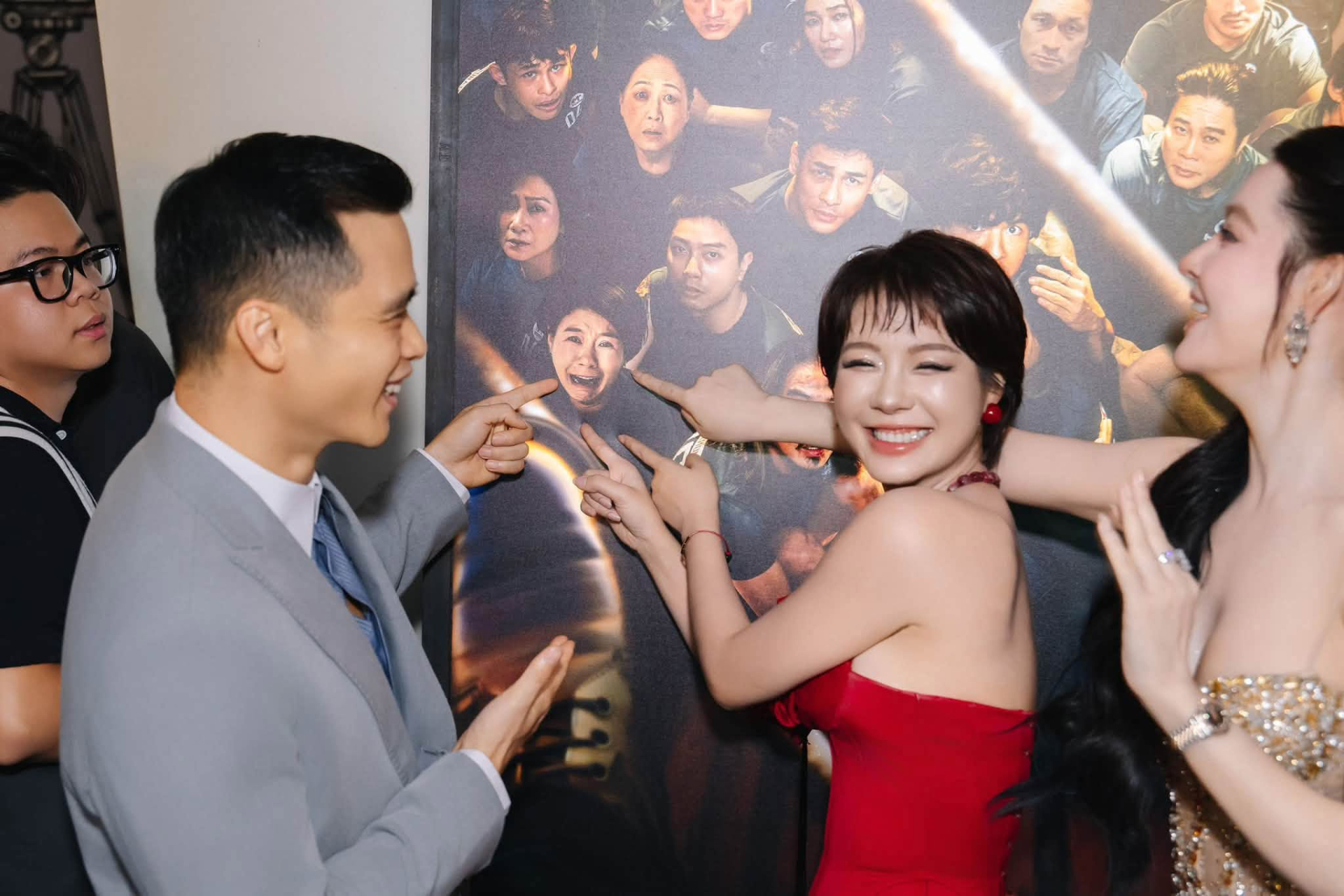 Hoa hậu hot nhất Trại Bu&ocirc;n Người l&agrave; ph&uacute; b&agrave; real: Thủ khoa Đại học tiền kiếm 1 ng&agrave;y bằng c&aacute;t-x&ecirc; 1 phim, sống ở container đẹp như cổ t&iacute;ch- Ảnh 3.