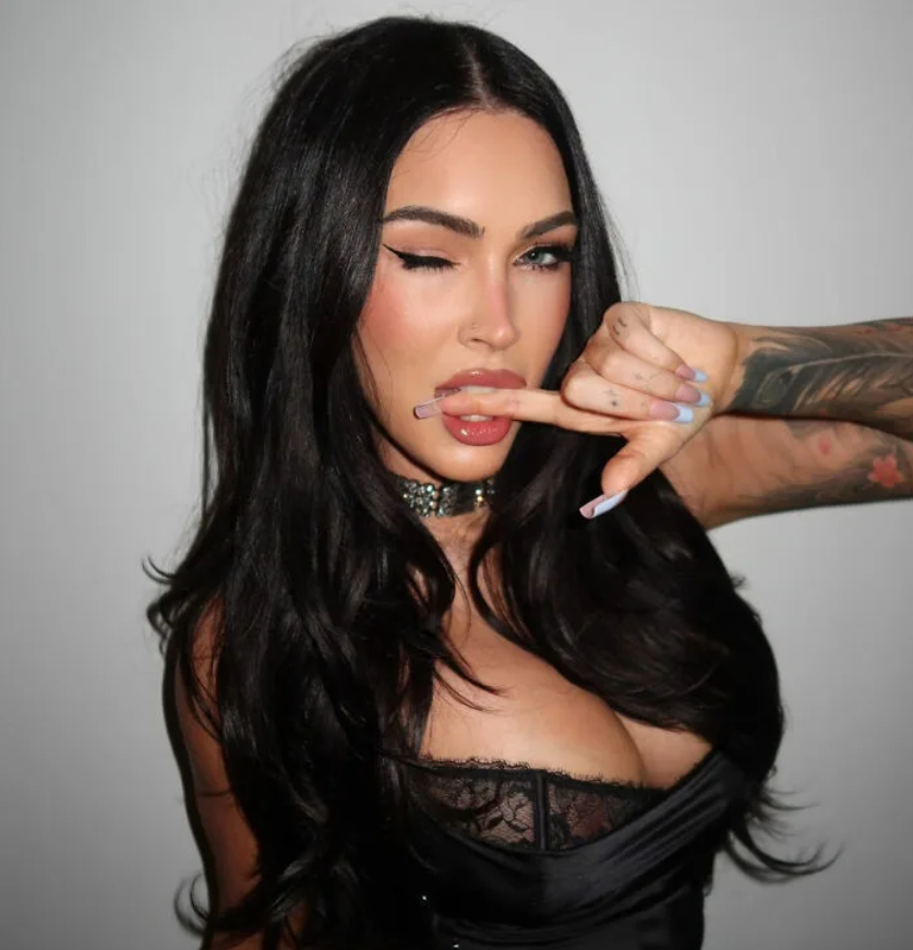 Đ&acirc;y l&agrave; Megan Fox sao?- Ảnh 4.