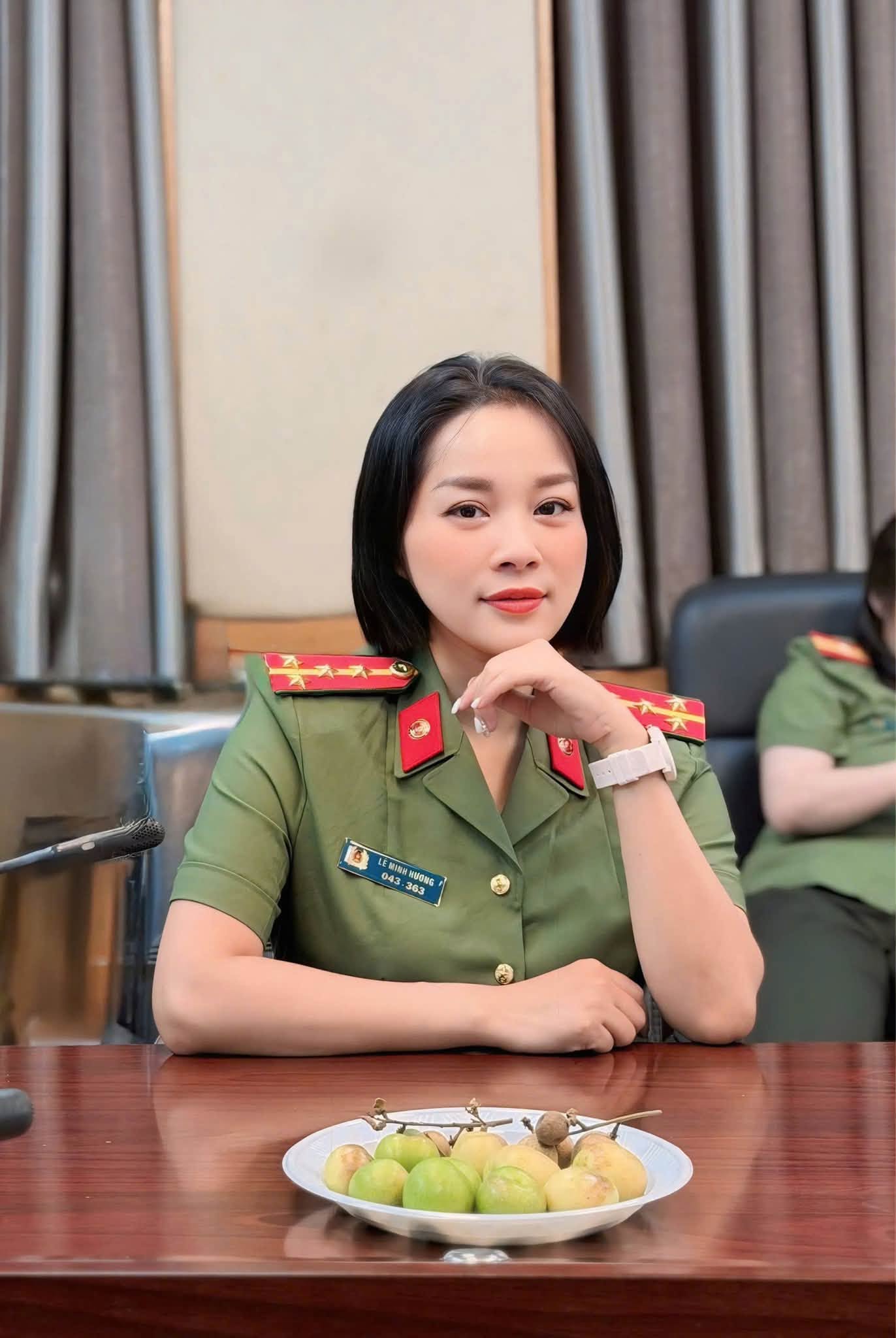 MC thi Ai L&agrave; Triệu Ph&uacute; năm 2017 &ldquo;ẵm&rdquo; 22 triệu: Hiện mang qu&acirc;n h&agrave;m Đại &uacute;y, hằng ng&agrave;y vẫn nấu những m&acirc;m cơm nh&agrave; ngon thế n&agrave;y- Ảnh 4.