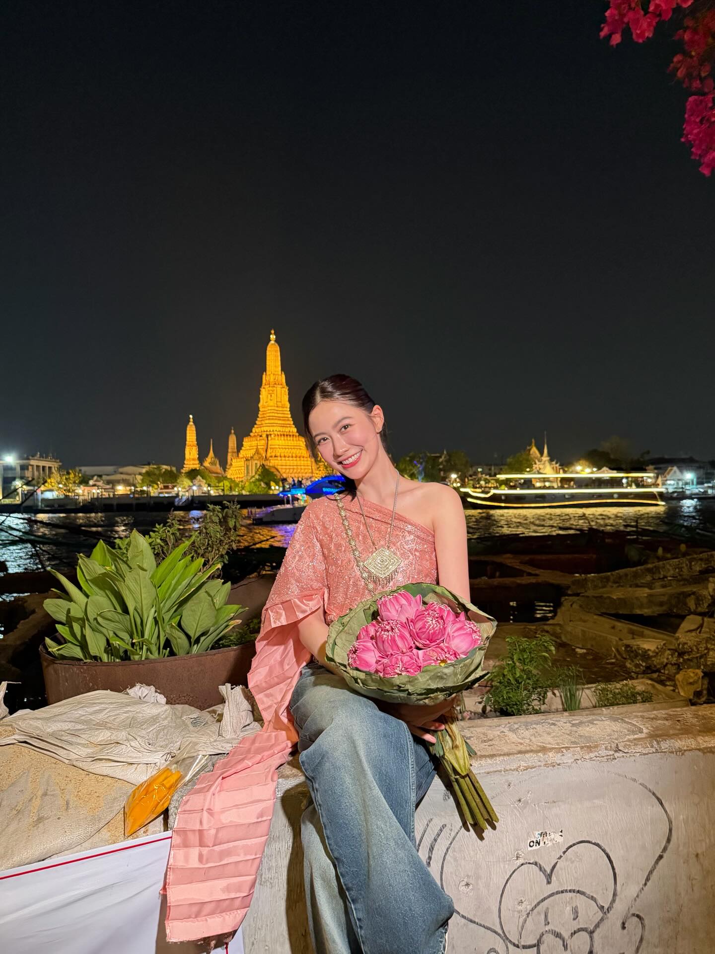 Nữ b&aacute;c sĩ SN 1997 h&uacute;t 2 triệu người theo d&otilde;i: "Aura tri thức" g&acirc;y m&ecirc;, ăn mặc cực cuốn - Ảnh 2.