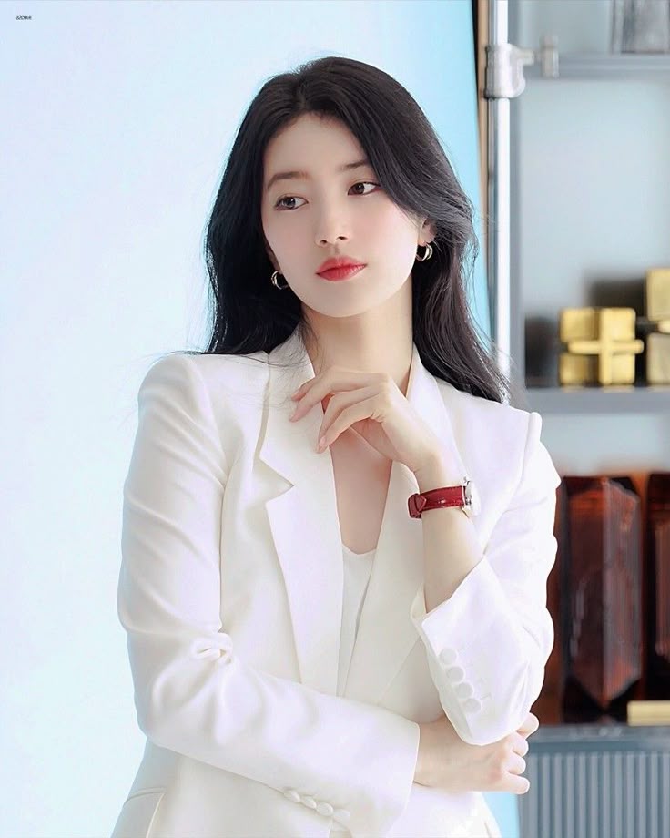 Nhìn khí chất của mỹ nhân này mới hiểu lý do làm tường thành nhan sắc 2 thập kỷ, đàn em khó vượt qua- Ảnh 14.