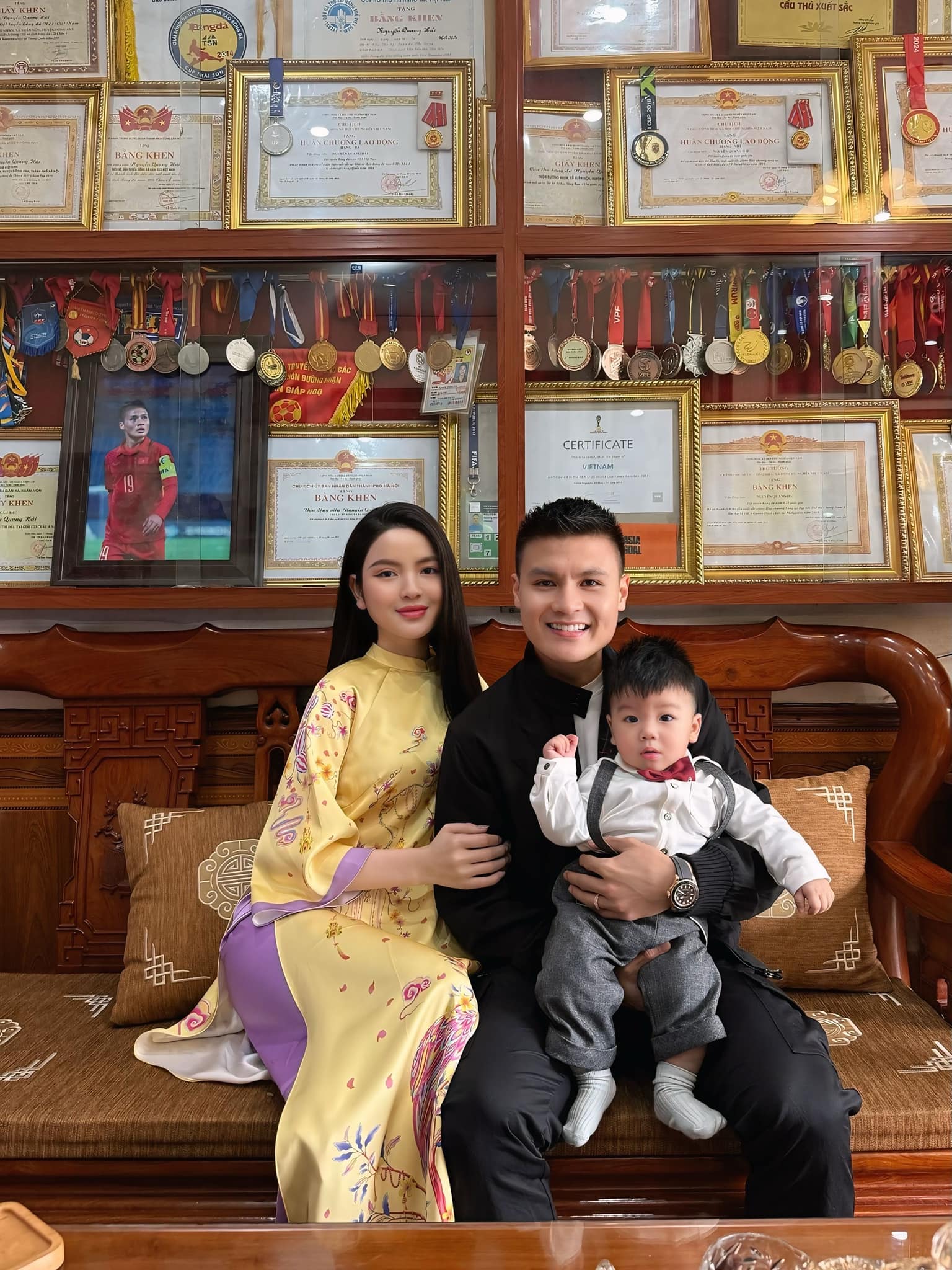 Chu Thanh Huyền - vợ Quang Hải g&acirc;y tranh c&atilde;i với quan điểm &ldquo;lấy chồng phải theo chồng&rdquo; dịp Tết- Ảnh 3.