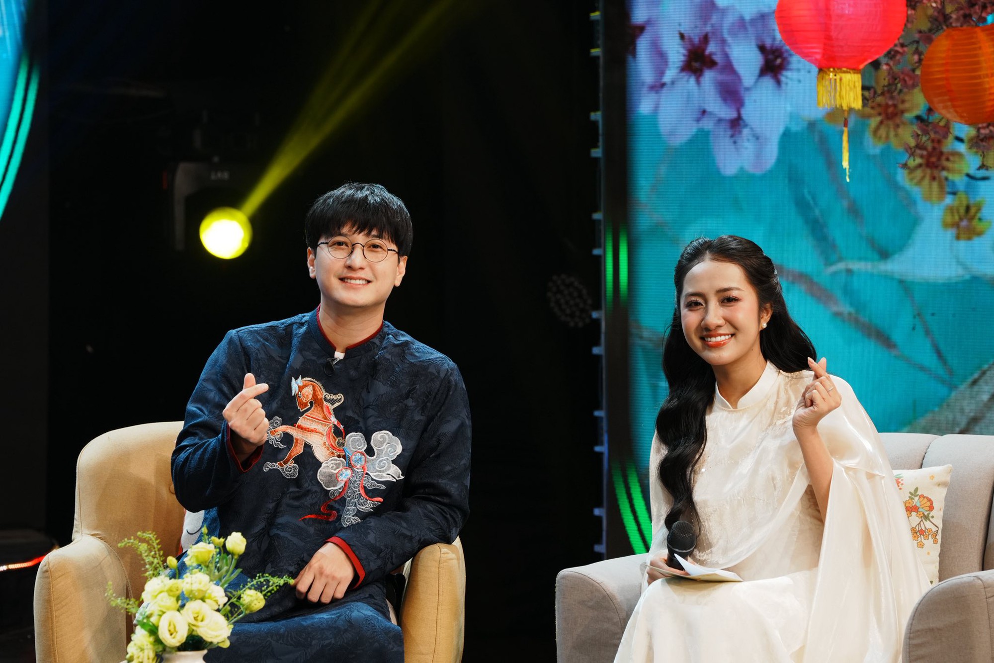 Cuộc sống của Huỳnh Anh sau 4 năm đăng k&yacute; kết h&ocirc;n với mẹ đơn th&acirc;n- Ảnh 6.