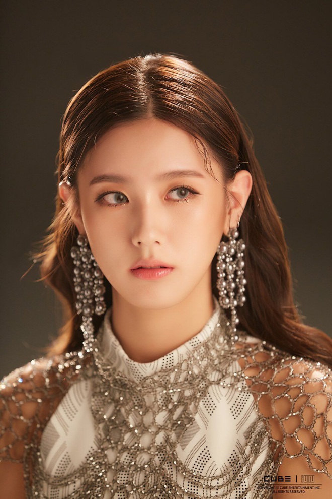 Cô gái có ảnh căn cước đẹp nhất nước, gặp một lần ở ngoài đời là sốc nặng- Ảnh 2. Cô gái có ảnh căn cước đẹp nhất nước, gặp một lần ở ngoài đời là sốc nặng- Ảnh 2.