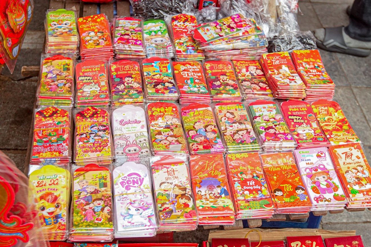 Chợ hoa H&agrave;ng Lược 'đ&aacute;nh thức' Tết B&iacute;nh Ngọ giữa l&ograve;ng phố cổ- Ảnh 21.