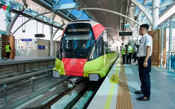 Từ h&ocirc;m nay (1/2), H&agrave; Nội Metro &aacute;p dụng 100% cổng so&aacute;t v&eacute; định danh- Ảnh 1.