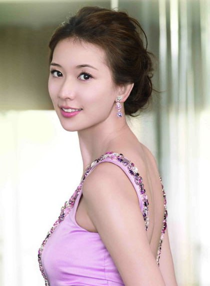 Đệ nhất mỹ nh&acirc;n hết thời: Giọng h&aacute;t "nũng nịu" g&acirc;y tranh c&atilde;i, nhan sắc thay đổi thất thường- Ảnh 1.