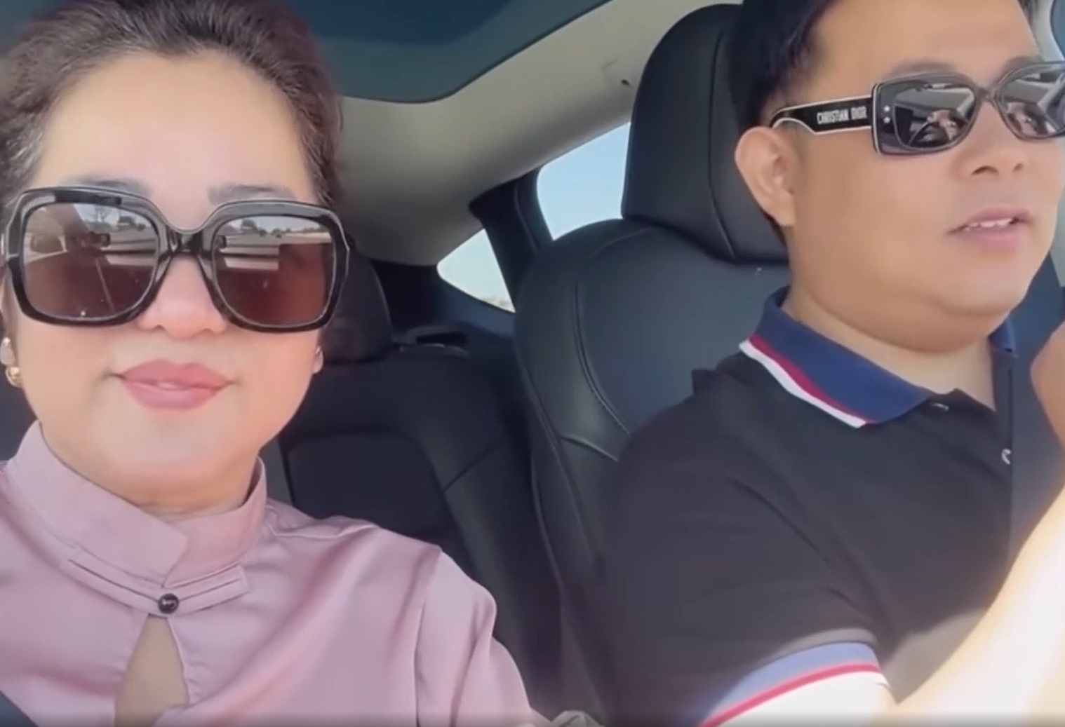 Sở hữu 3 ngôi nhà triệu đô ở Mỹ, vài căn hộ tại Việt Nam, Quang Lê nói thẳng về thu nhập của mình- Ảnh 3. Sở hữu 3 ngôi nhà triệu đô ở Mỹ, vài căn hộ tại Việt Nam, Quang Lê nói thẳng về thu nhập của mình- Ảnh 3.