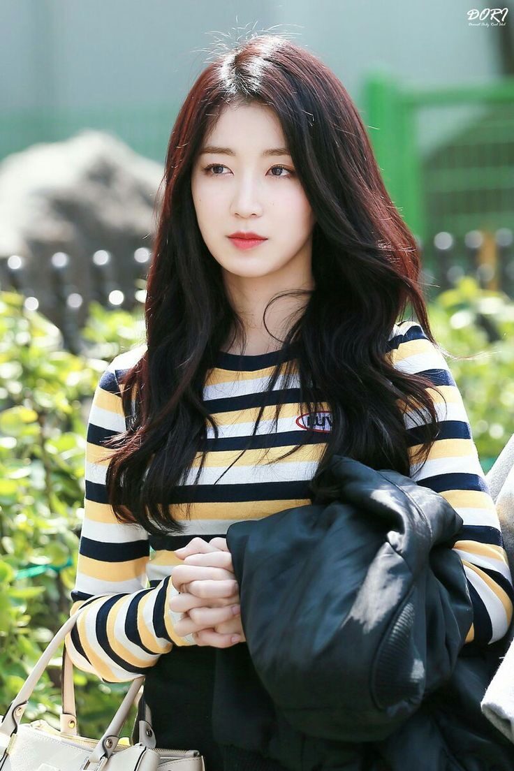 Nữ ca sĩ duy nhất từ bỏ showbiz làm tiếp viên hàng không, visual long lanh thoát tục HR không tuyển mới lạ- Ảnh 2. Nữ ca sĩ duy nhất từ bỏ showbiz làm tiếp viên hàng không, visual long lanh thoát tục HR không tuyển mới lạ- Ảnh 2.