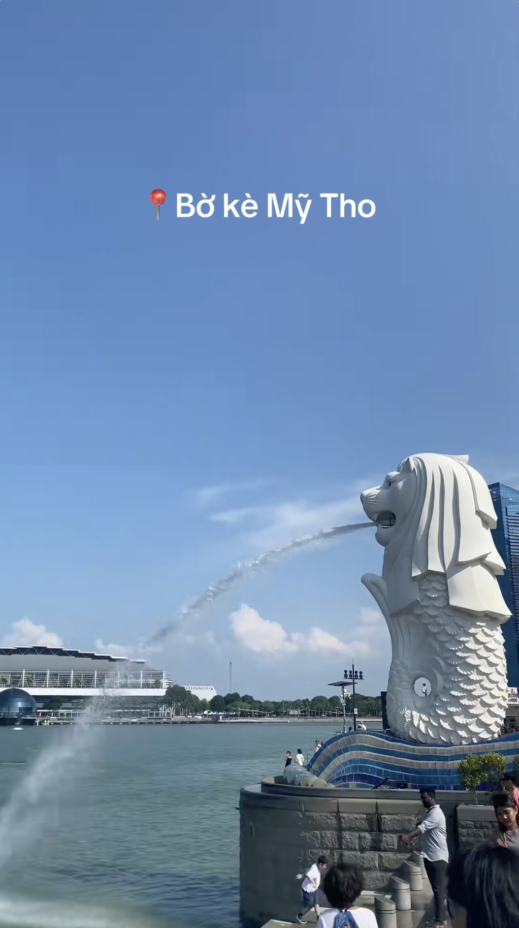 "Đừng tưởng ngh&egrave;o rồi muốn l&agrave;m g&igrave; th&igrave; l&agrave;m" - Trend du lịch khiến d&acirc;n t&igrave;nh rầu nhất hiện nay- Ảnh 1.