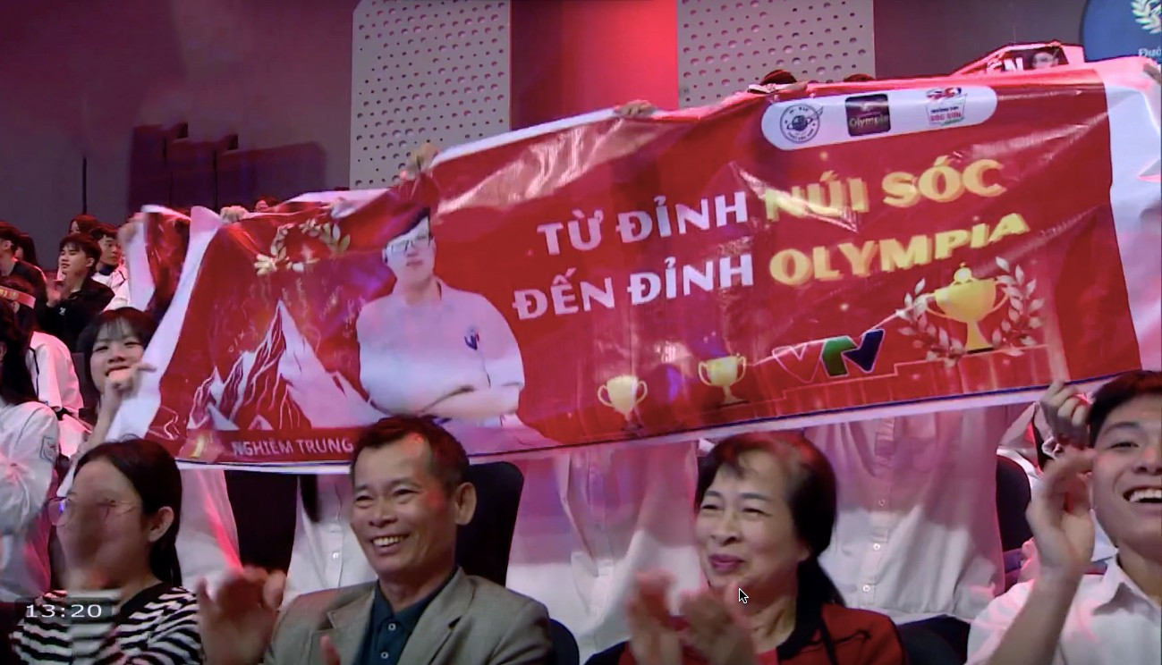 Nam sinh "từ đỉnh n&uacute;i S&oacute;c đến đỉnh Olympia", gi&agrave;nh v&ograve;ng nguyệt quế với điểm số c&aacute;ch biệt- Ảnh 3.