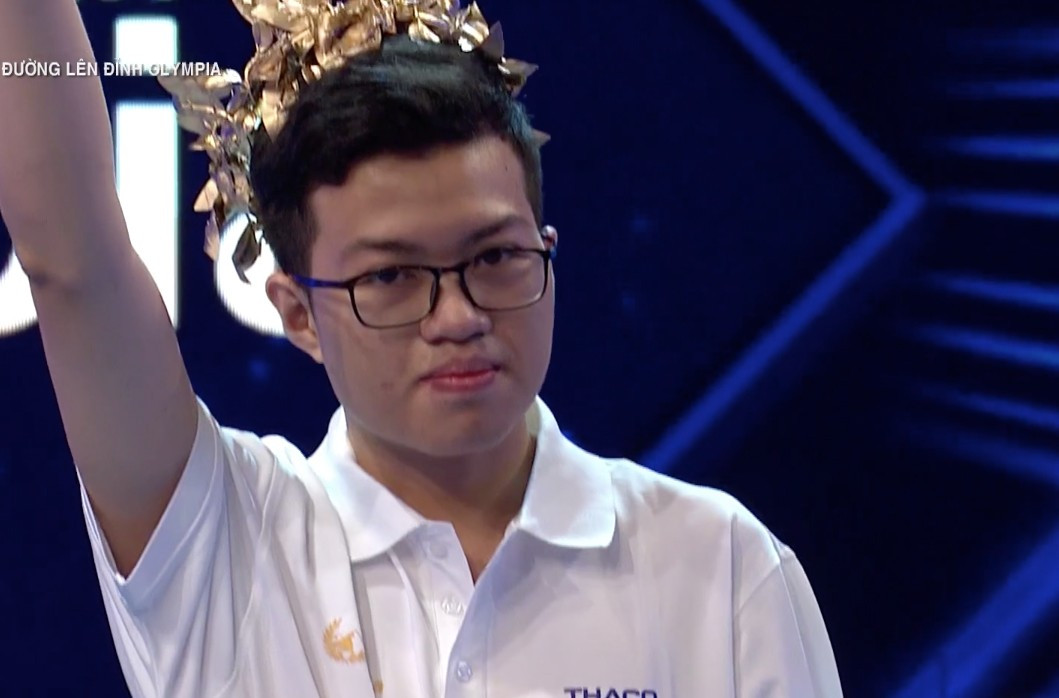 Nam sinh "từ đỉnh n&uacute;i S&oacute;c đến đỉnh Olympia", gi&agrave;nh v&ograve;ng nguyệt quế với điểm số c&aacute;ch biệt- Ảnh 4.