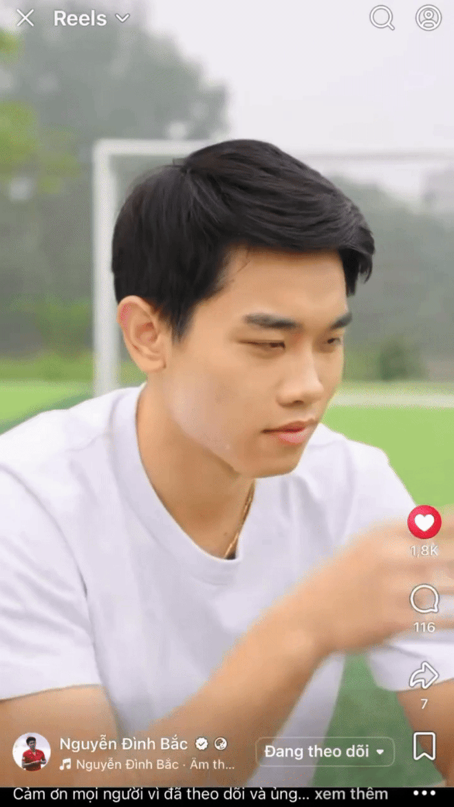 D&acirc;n mạng cười ngất khi Đ&igrave;nh Bắc quảng c&aacute;o kem chống nắng m&agrave; nh&igrave;n đơ hơn cả AI- Ảnh 2.