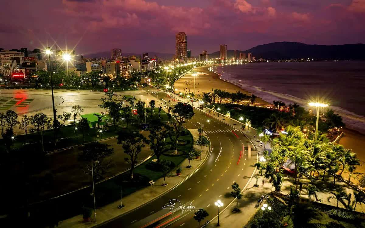 Phố biển Quy Nhơn được vinh danh l&agrave; Đ&ocirc; thị Du lịch sạch ASEAN 2026. Ảnh: Dũng Nh&acirc;n