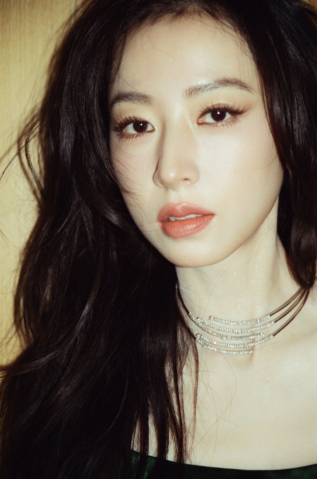 Nữ diễn vi&ecirc;n 