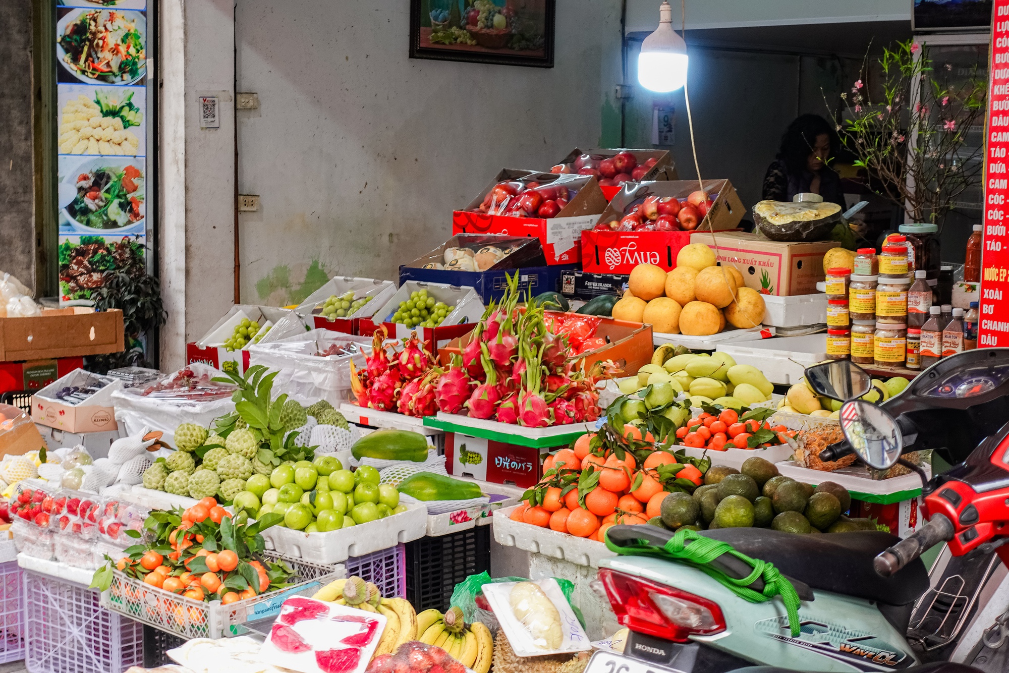 G&agrave; luộc 1 triệu/con vẫn đổ x&ocirc; mua - đ&acirc;y l&agrave; khu chợ hot nhất H&agrave; Nội h&ocirc;m nay!- Ảnh 17.