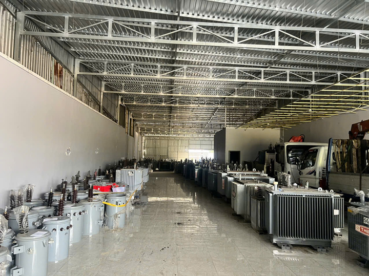 Triệt ph&aacute; đường d&acirc;y sản xuất trạm biến &aacute;p giả tại An Giang- Ảnh 2.