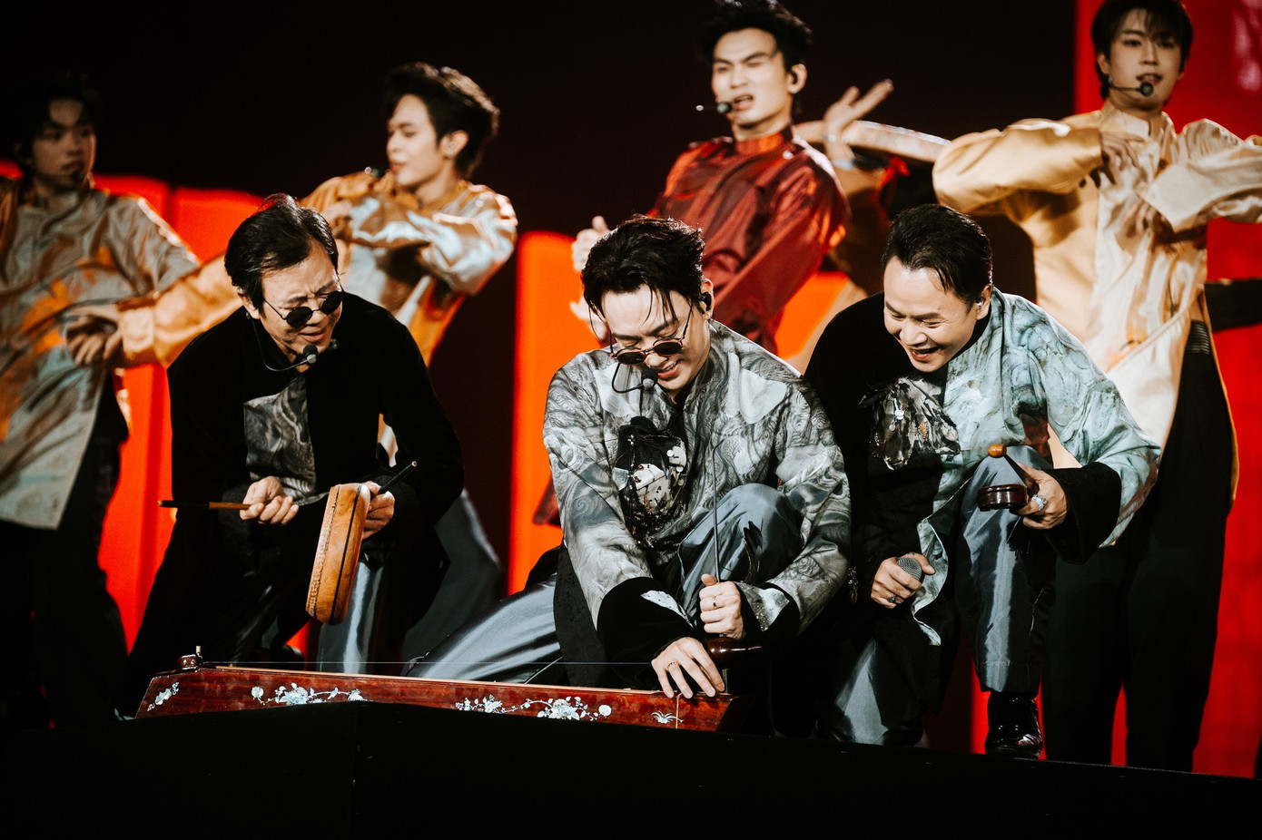 Ca sĩ Việt n&agrave;o cận kề ngưỡng c&aacute;t-x&ecirc; một tỷ đồng/show- Ảnh 15.