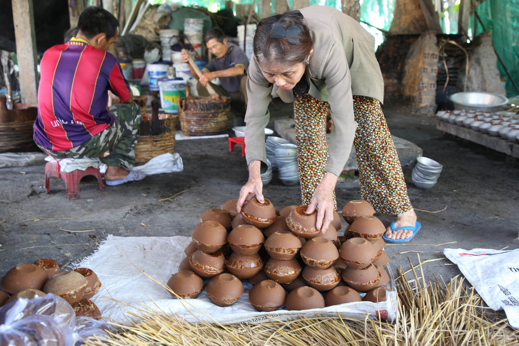23 tháng Chạp, có một thứ ở Đà Nẵng phải nấu suốt đêm mới kịp dâng ông Táo- Ảnh 14.