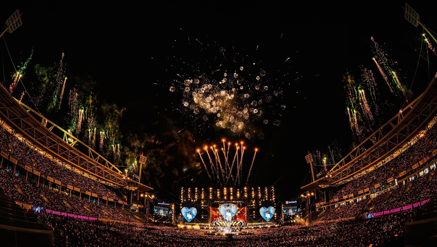 Ca sĩ Việt n&agrave;o cận kề ngưỡng c&aacute;t-x&ecirc; một tỷ đồng/show- Ảnh 21.