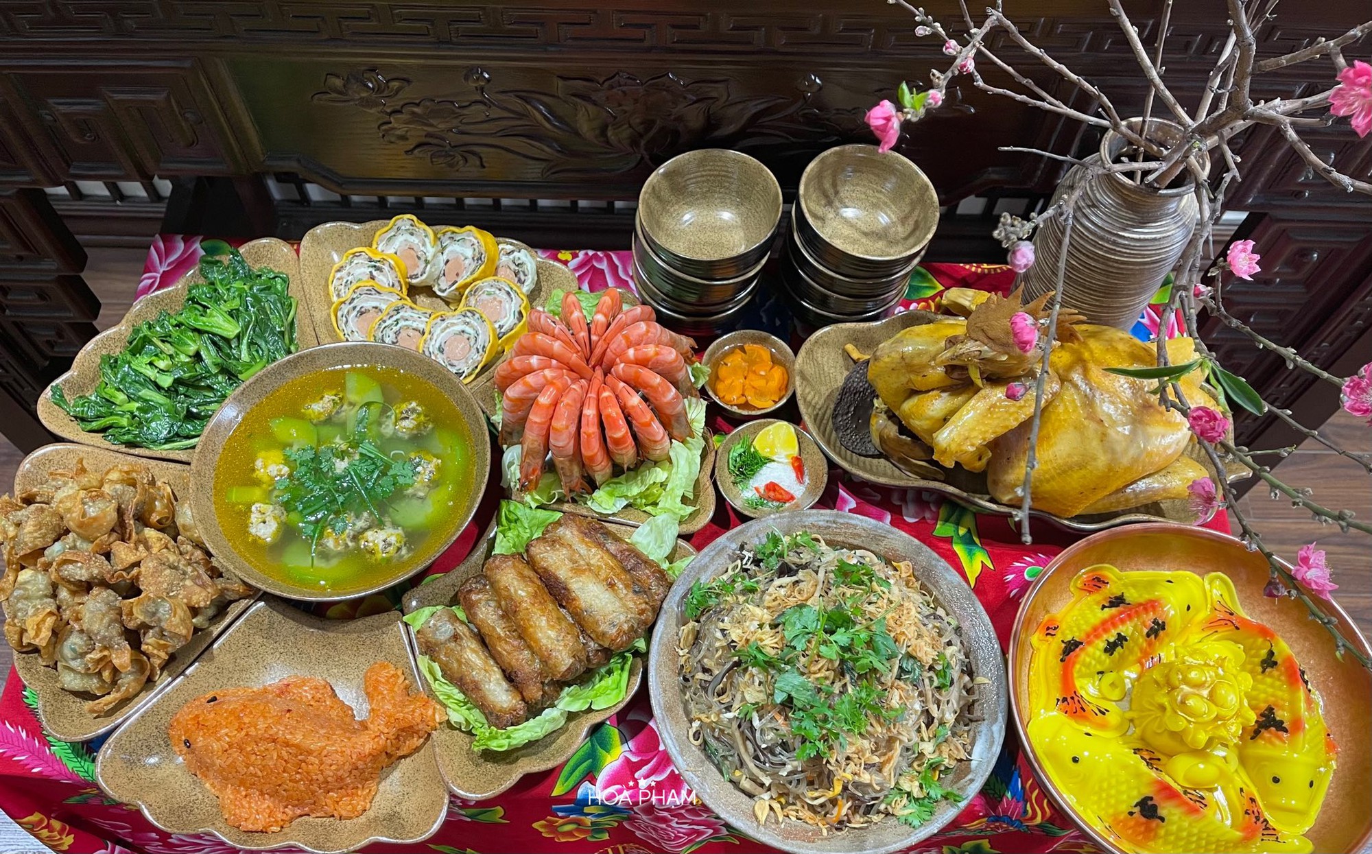 "Đại hội" khoe m&acirc;m c&uacute;ng &ocirc;ng C&ocirc;ng &ocirc;ng T&aacute;o ngập tr&agrave;n MXH: Kh&ocirc;ng chỉ nhiều m&oacute;n ăn may mắn m&agrave; c&ograve;n đẹp đến "n&iacute;n thở"- Ảnh 14.