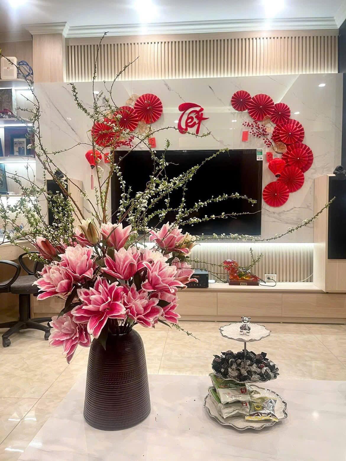 Đ&acirc;y rồi con m&atilde; hoa chơi Tết  