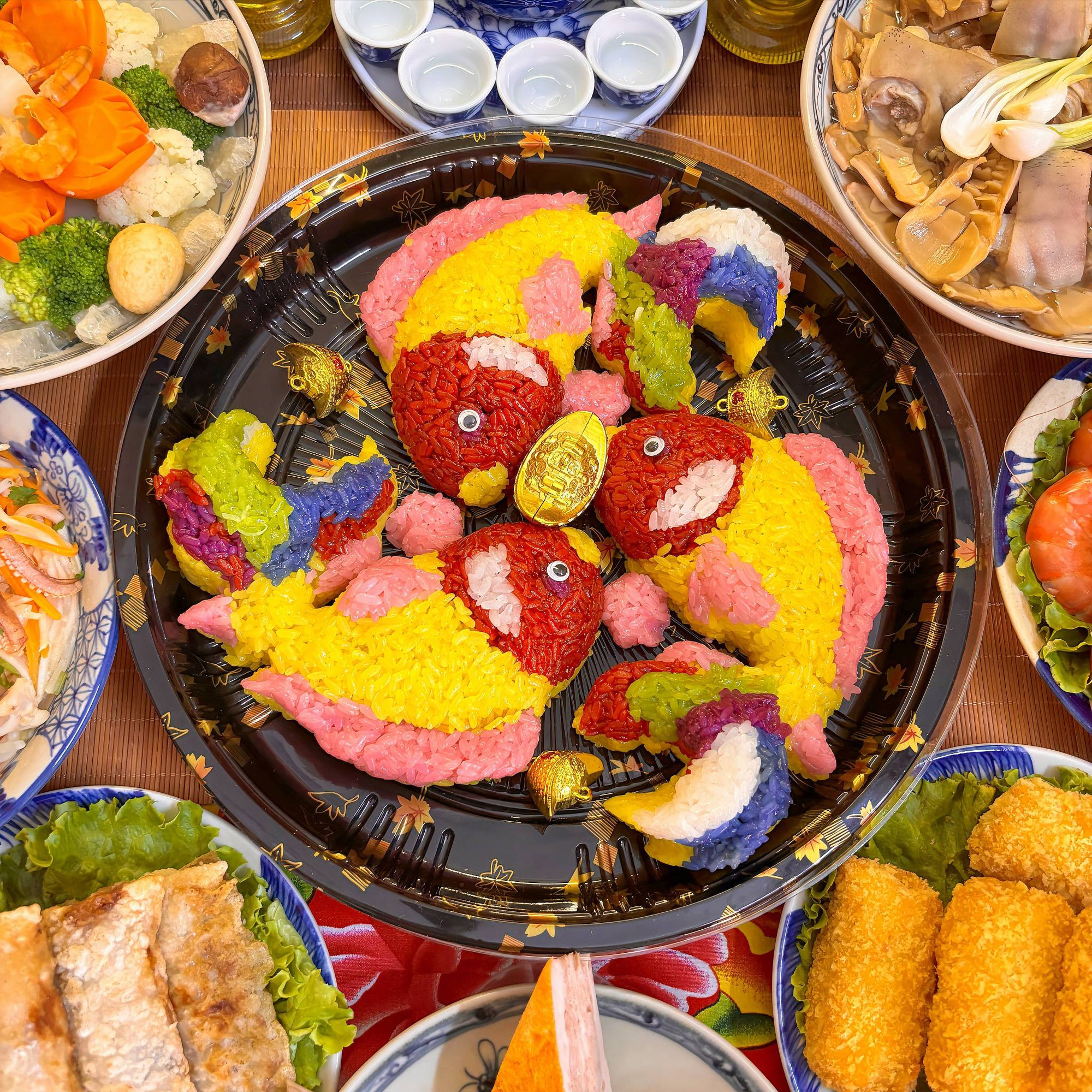 "Đại hội" khoe m&acirc;m c&uacute;ng &ocirc;ng C&ocirc;ng &ocirc;ng T&aacute;o ngập tr&agrave;n MXH: Kh&ocirc;ng chỉ nhiều m&oacute;n ăn may mắn m&agrave; c&ograve;n đẹp đến "n&iacute;n thở"- Ảnh 6.