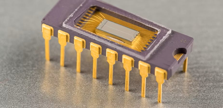 Lẽ ra phải ng&agrave;y c&agrave;ng rẻ đi, m&oacute;n đồ m&agrave; gần như ai cũng "&ocirc;m ấp" h&agrave;ng ng&agrave;y n&agrave;y lại "tăng như gi&aacute; v&agrave;ng"- Ảnh 1.