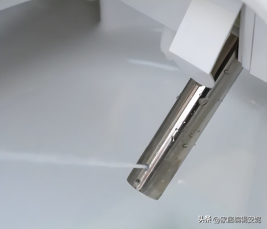 Sau 1 năm d&ugrave;ng bồn cầu th&ocirc;ng minh, t&ocirc;i hiểu v&igrave; sao c&oacute; nh&agrave; khen hết lời, c&oacute; nh&agrave; lại hối hận tr&agrave;n ngập- Ảnh 7.