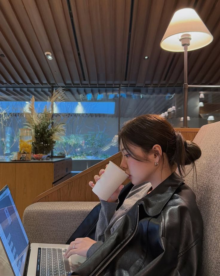 Đang thất nghiệp, ra Tết muốn c&oacute; việc th&igrave; giờ phải l&agrave;m lu&ocirc;n 3 việc n&agrave;y!- Ảnh 1.