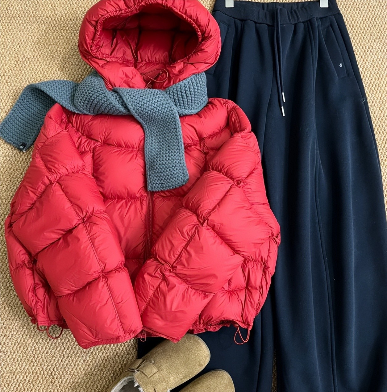 C&agrave;ng gần Tết c&agrave;ng dễ &ldquo;n&eacute;m tiền qua cửa sổ&rdquo;: 5 khoản chi nhiều nh&agrave; hối hận sau m&ugrave;ng 3- Ảnh 2.