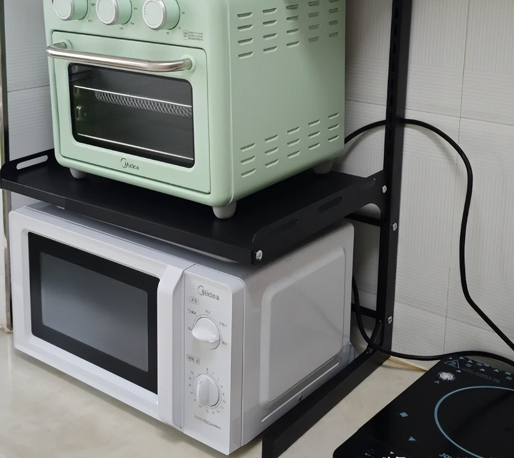 T&ocirc;i nghĩ mua th&ecirc;m thiết bị sẽ sống nh&agrave;n hơn v&agrave; rồi phải bỏ đi 6 m&oacute;n từng rất t&acirc;m đắc- Ảnh 1.