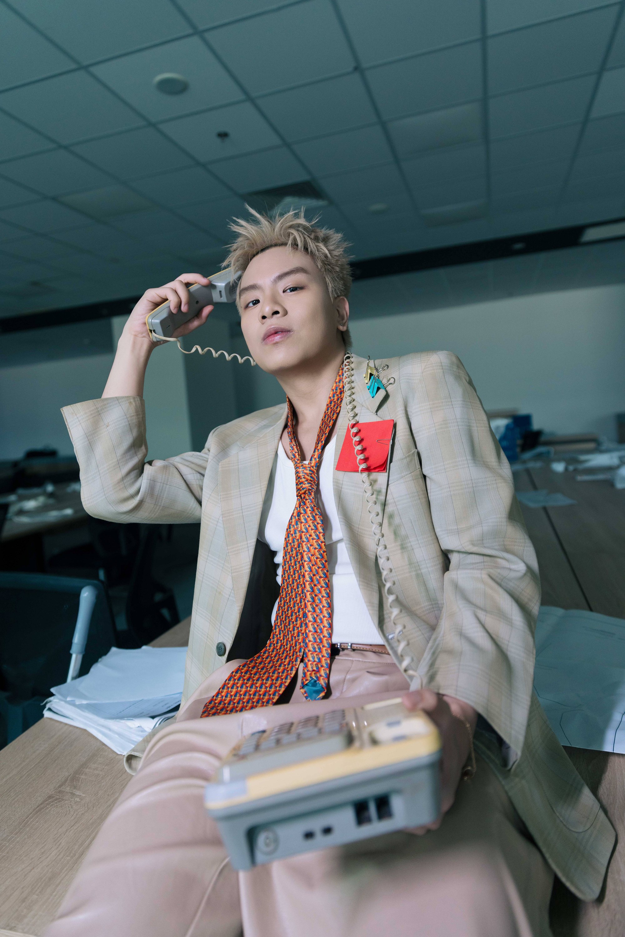 Vượt mặt d&agrave;n sao đ&igrave;nh đ&aacute;m, &Aacute; qu&acirc;n Vietnam Idol được hit-maker đ&igrave;nh đ&aacute;m Vbiz 