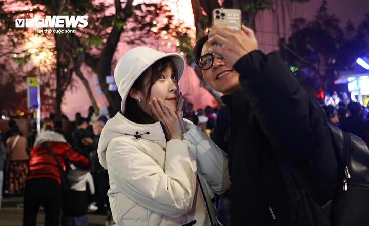 Dự báo thời tiết cả nước trong đêm Giao thừa và ngày mùng 1 Tết Nguyên đán- Ảnh 1.