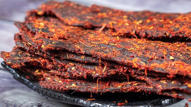 Nếu c&oacute; ai đang b&aacute;n tr&acirc;u/b&ograve; kh&ocirc; 500.000-600.000/kg, xin bạn đừng mua: Nghịch l&yacute; gi&aacute; th&agrave;nh v&agrave; những c&uacute; lừa "vị b&ograve;"- Ảnh 5.