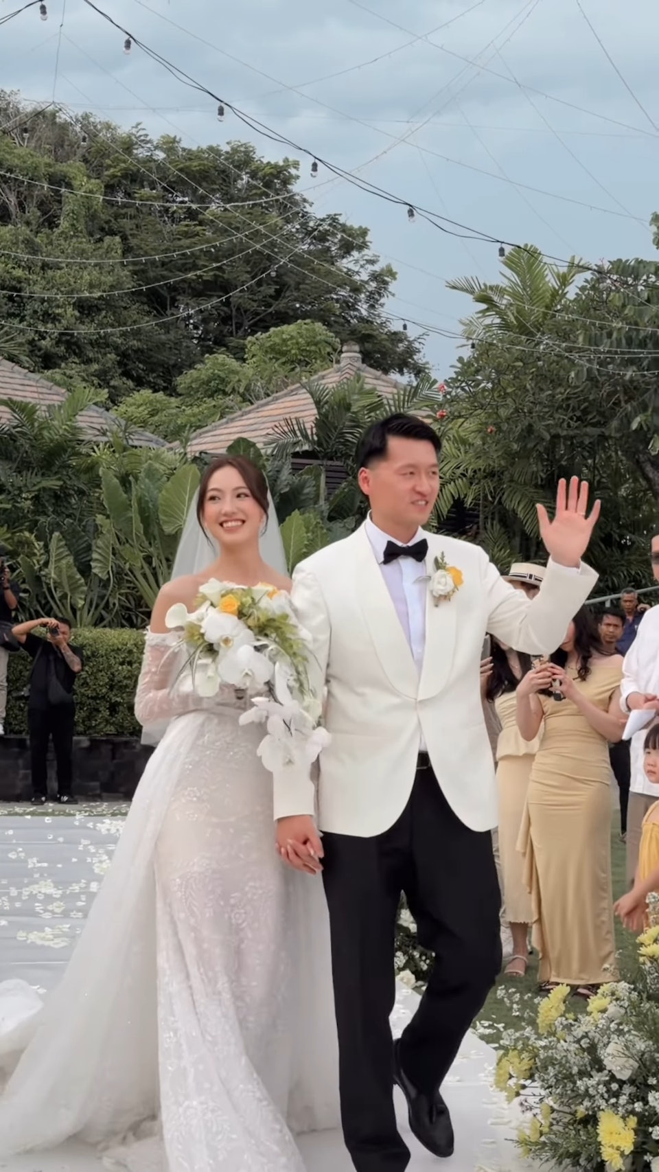 "Nữ thần ch&acirc;n d&agrave;i" b&iacute; mật cưới người t&igrave;nh l&acirc;u năm- Ảnh 4.