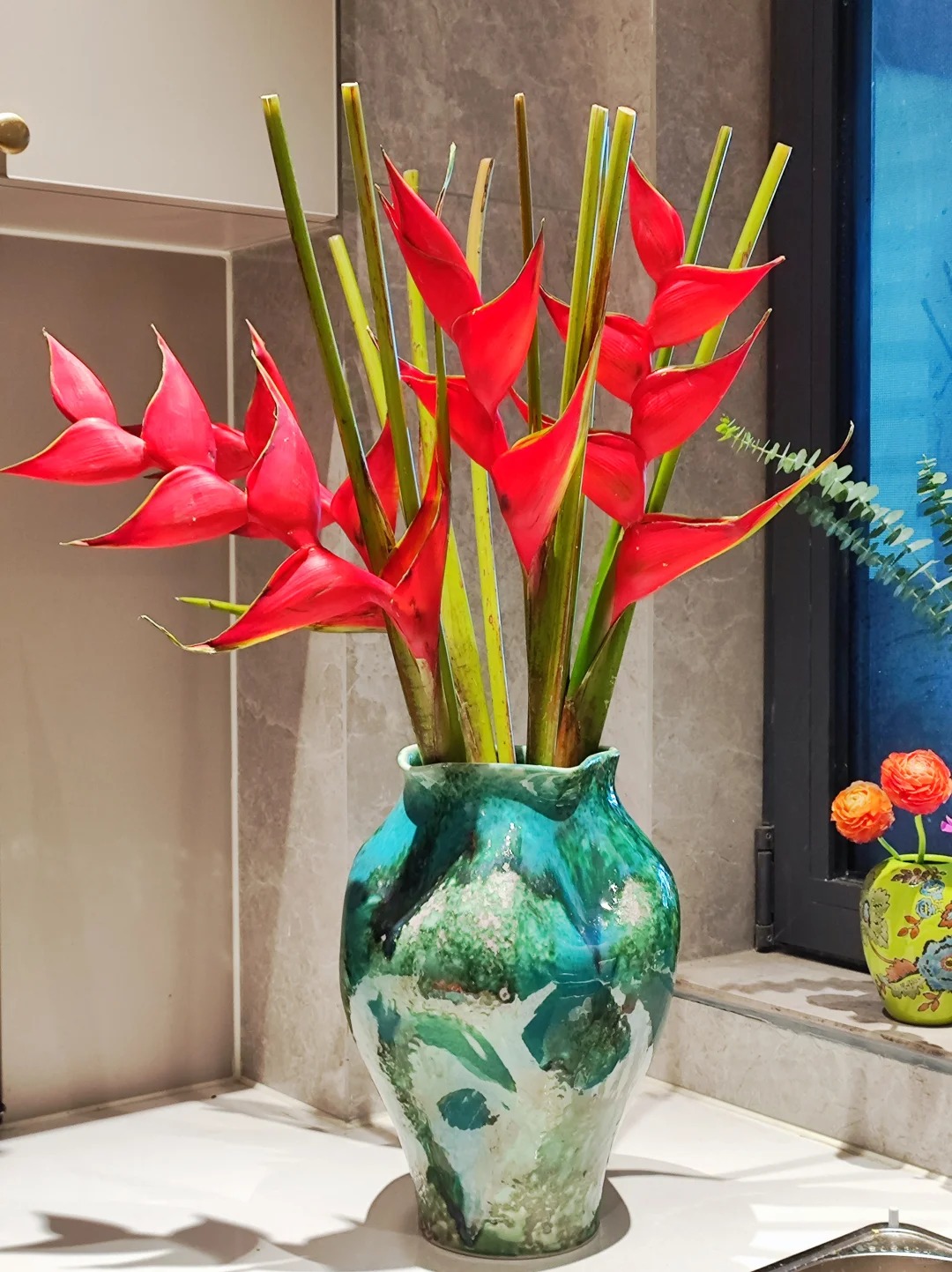 Chuối &eacute;n đỏ được mệnh danh&nbsp;"bảo bối" phong thủy năm Hỏa: Đẹp ma mị, bền cả th&aacute;ng, rước lộc "tiền đồ như gấm", ai nh&igrave;n cũng khen tấm tắc- Ảnh 13.