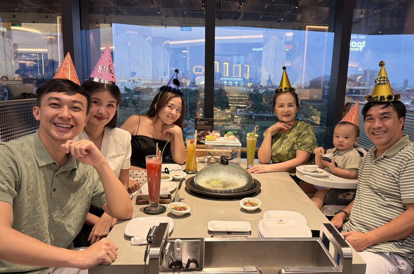 Tết đến, con chỉ mong cha mẹ mạnh khỏe- Ảnh 1.