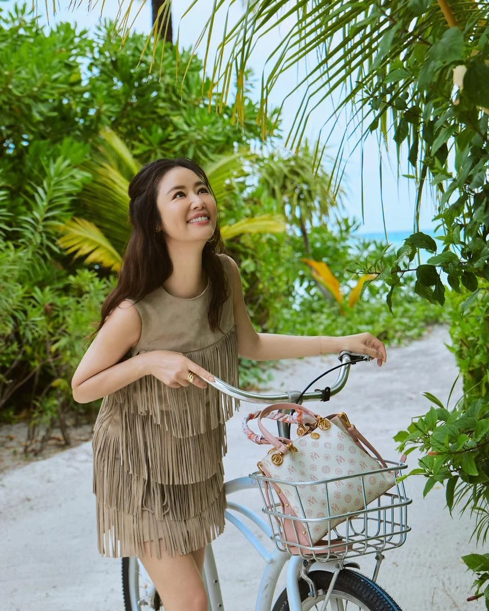 V&oacute;c d&aacute;ng tuổi 50 nhưng khiến g&aacute;i 20 cũng phải tị của L&acirc;m T&acirc;m Như- Ảnh 8.